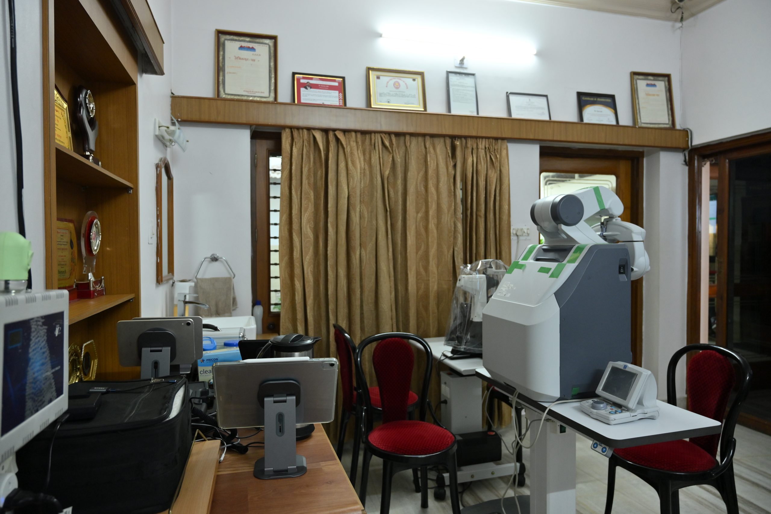 Comprehensive Eye Exams